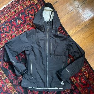 First ascent rain jacket Eddie Bauer